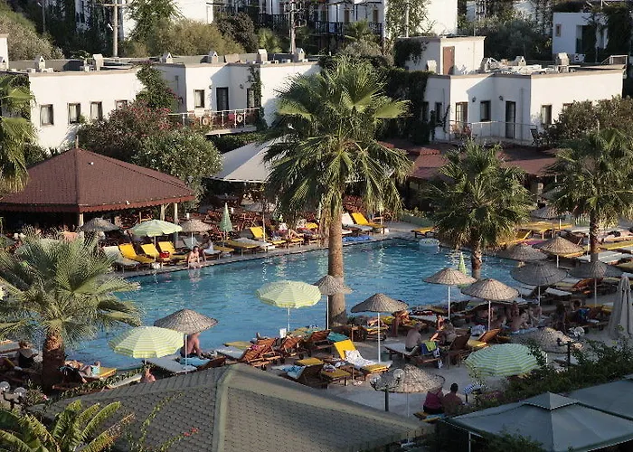 מלון Club Mira Luna בודרום